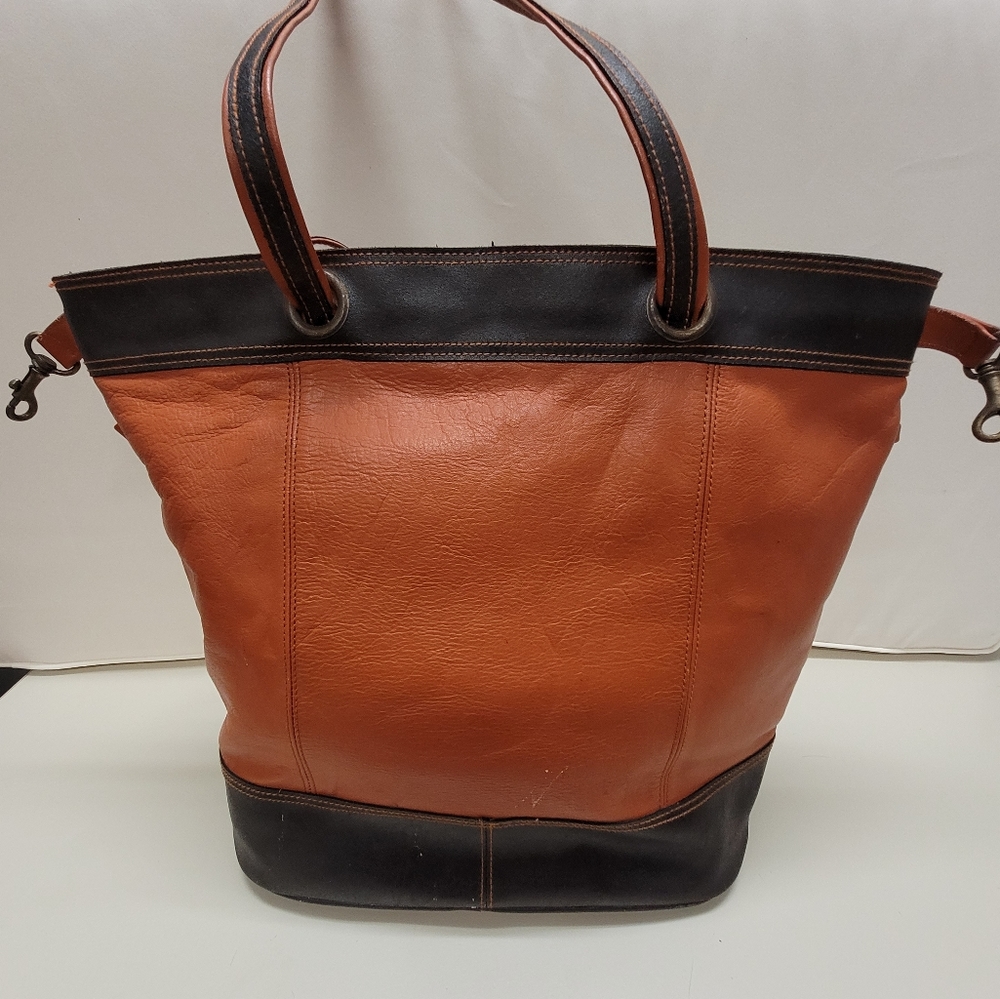 Belle Rose Leather Tote - Picture 3 of 16